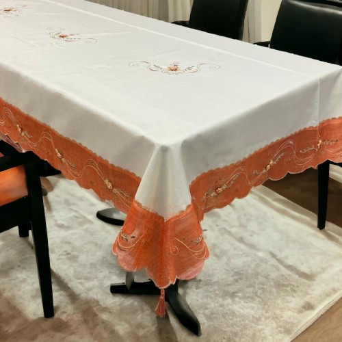 TABLECLOTH EMBROIDERED WITH PROMENADE 180X220 LINEAHOME