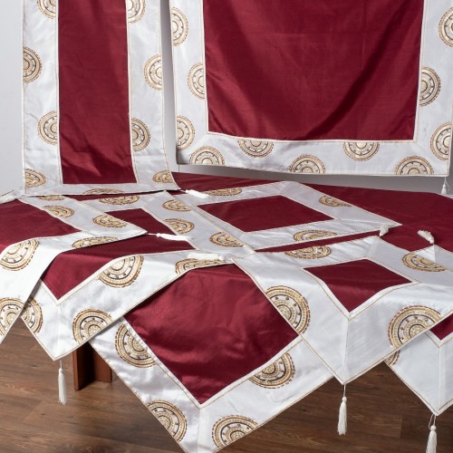 Set of 7 pieces (90cm x 90cm, 40cm x 110cm, 130cm x 130cm, 2x40cm x 40cm, 2x55cm x 55cm) 612 ЧМ-45 Bordeaux