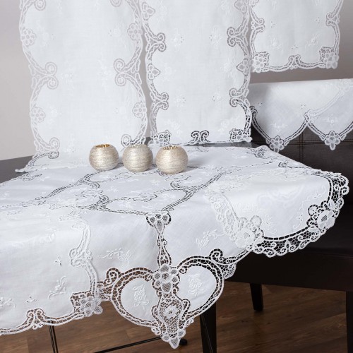 Towel (45cm x 45cm) with Brussels lace 501 white 