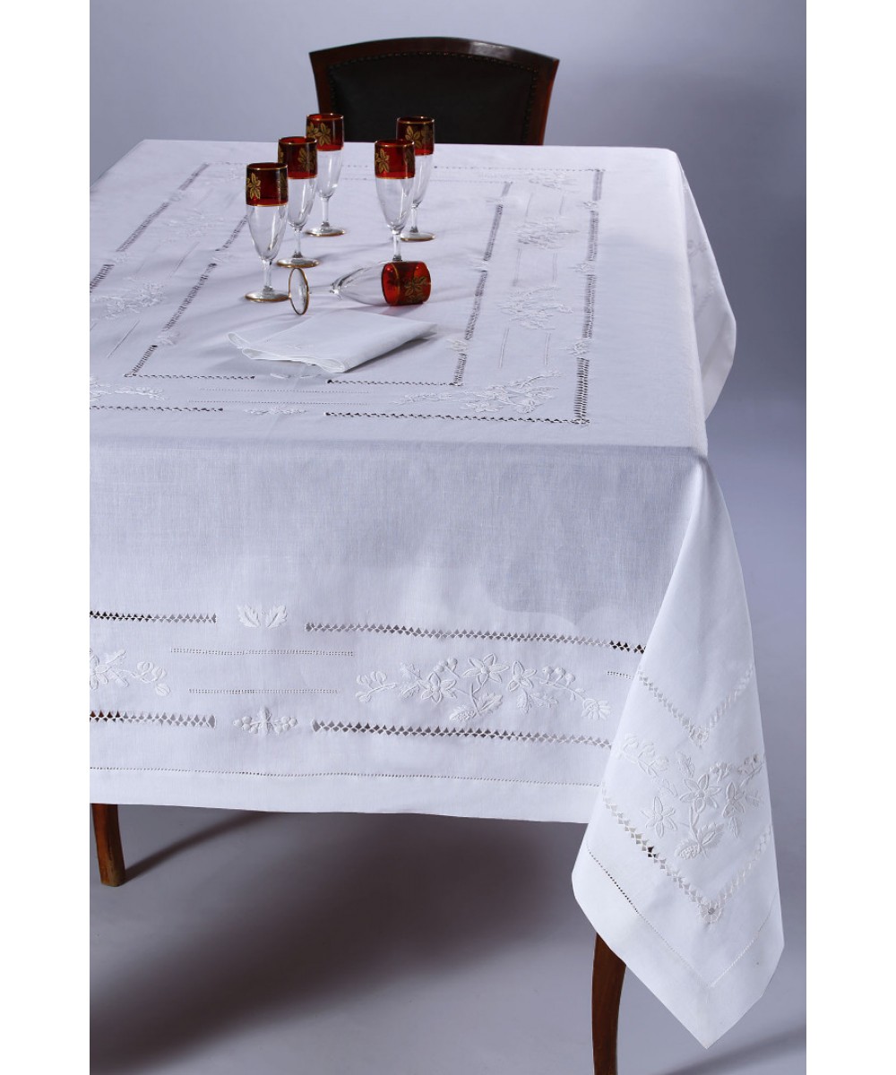 Handmade tablecloth 717 (170cm x 220cm) white