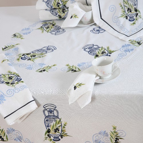 Tablecloth 8013 (135cm x 175cm)