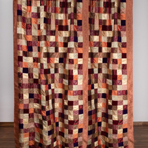 Curtain 6380 (150cm x 275cm) with burgundy tunnel