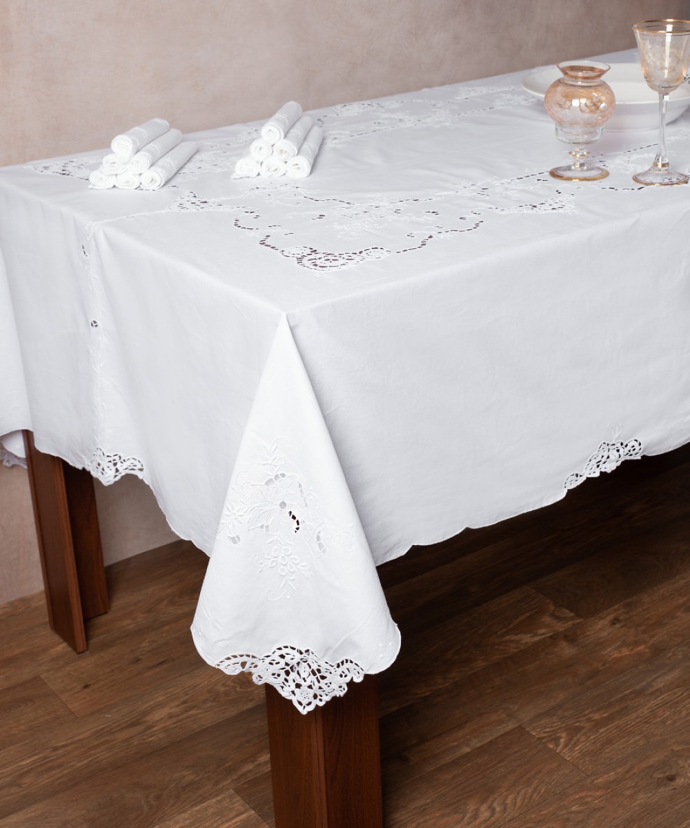 Handmade tablecloth 800a (160cm x 300cm) white